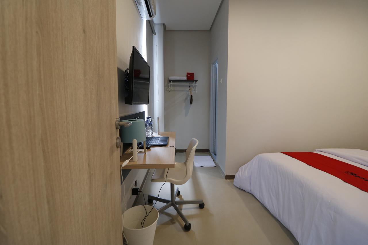 Reddoorz Plus Near Mall Pondok Indah Jakarta Exteriér fotografie
