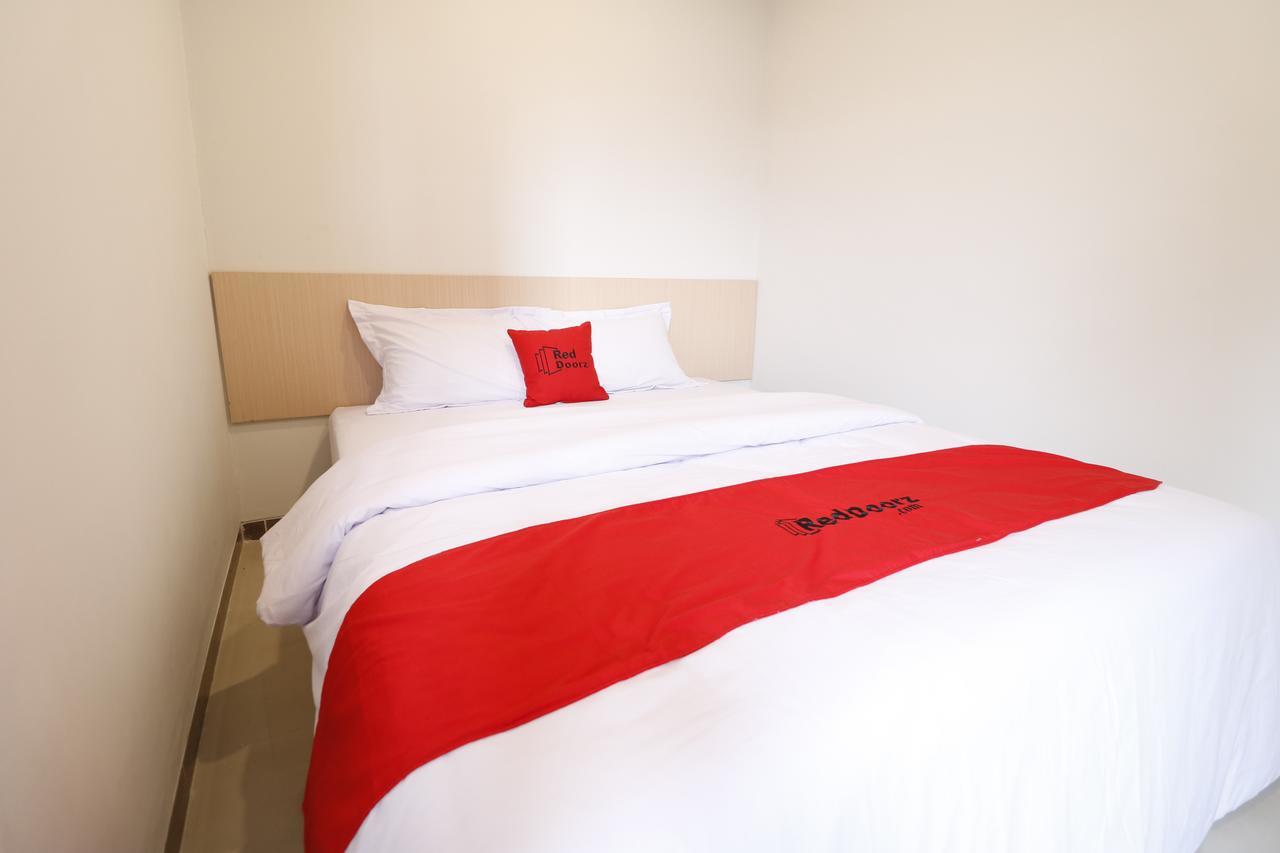Reddoorz Plus Near Mall Pondok Indah Jakarta Exteriér fotografie